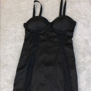 Sleeveless adjustable strap sexy black Fashion Nova mini dress preloved like new